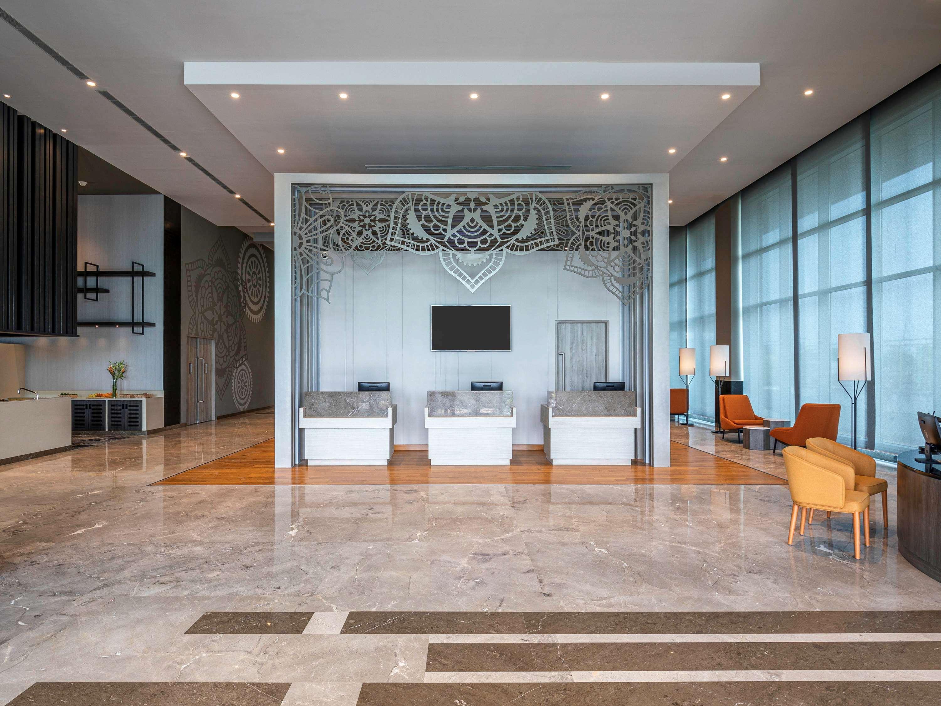 Grand Mercure Ahmedabad Gift City - An Accor Hotels Brand Gandhinagar Esterno foto