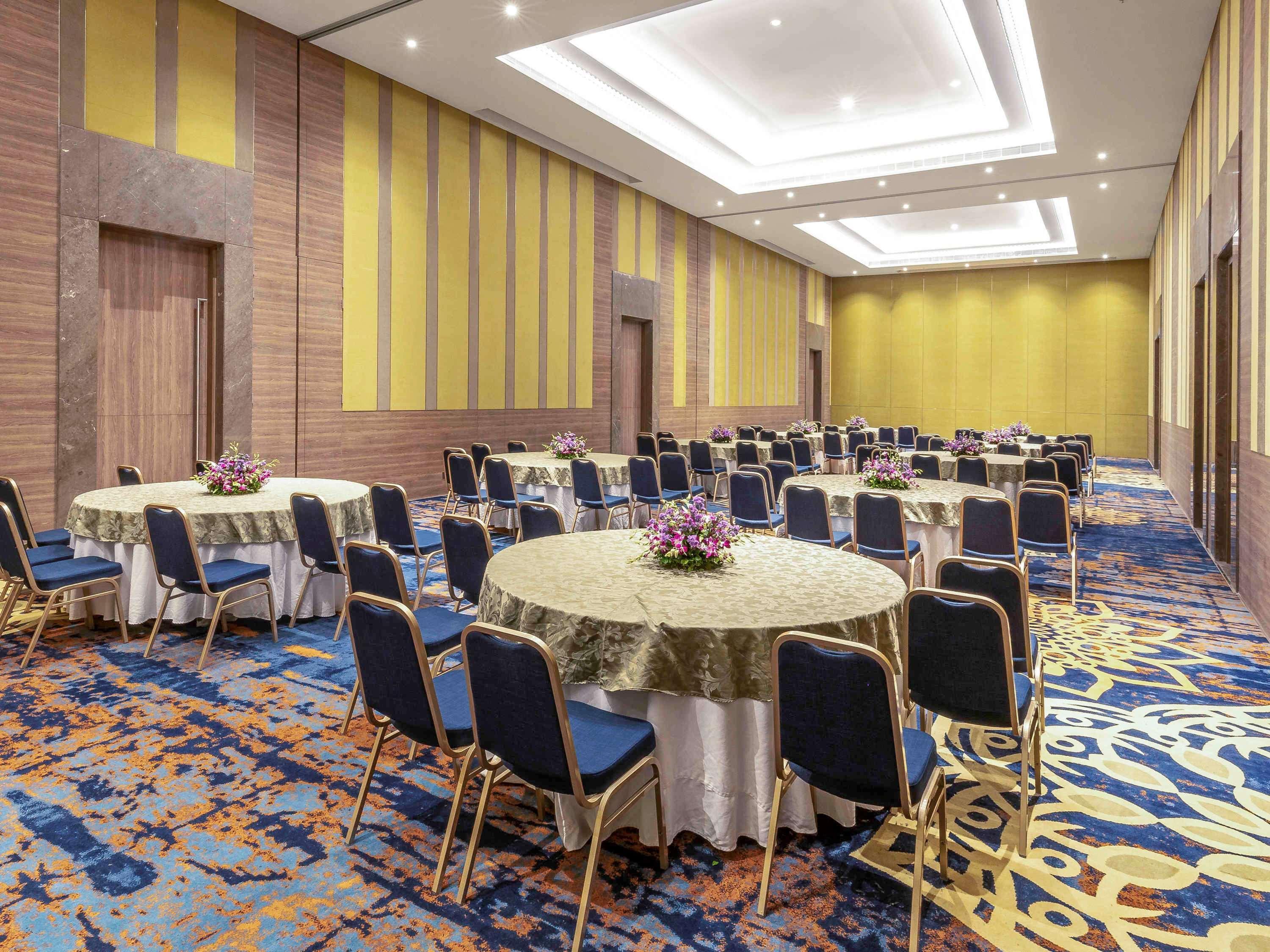 Grand Mercure Ahmedabad Gift City - An Accor Hotels Brand Gandhinagar Esterno foto
