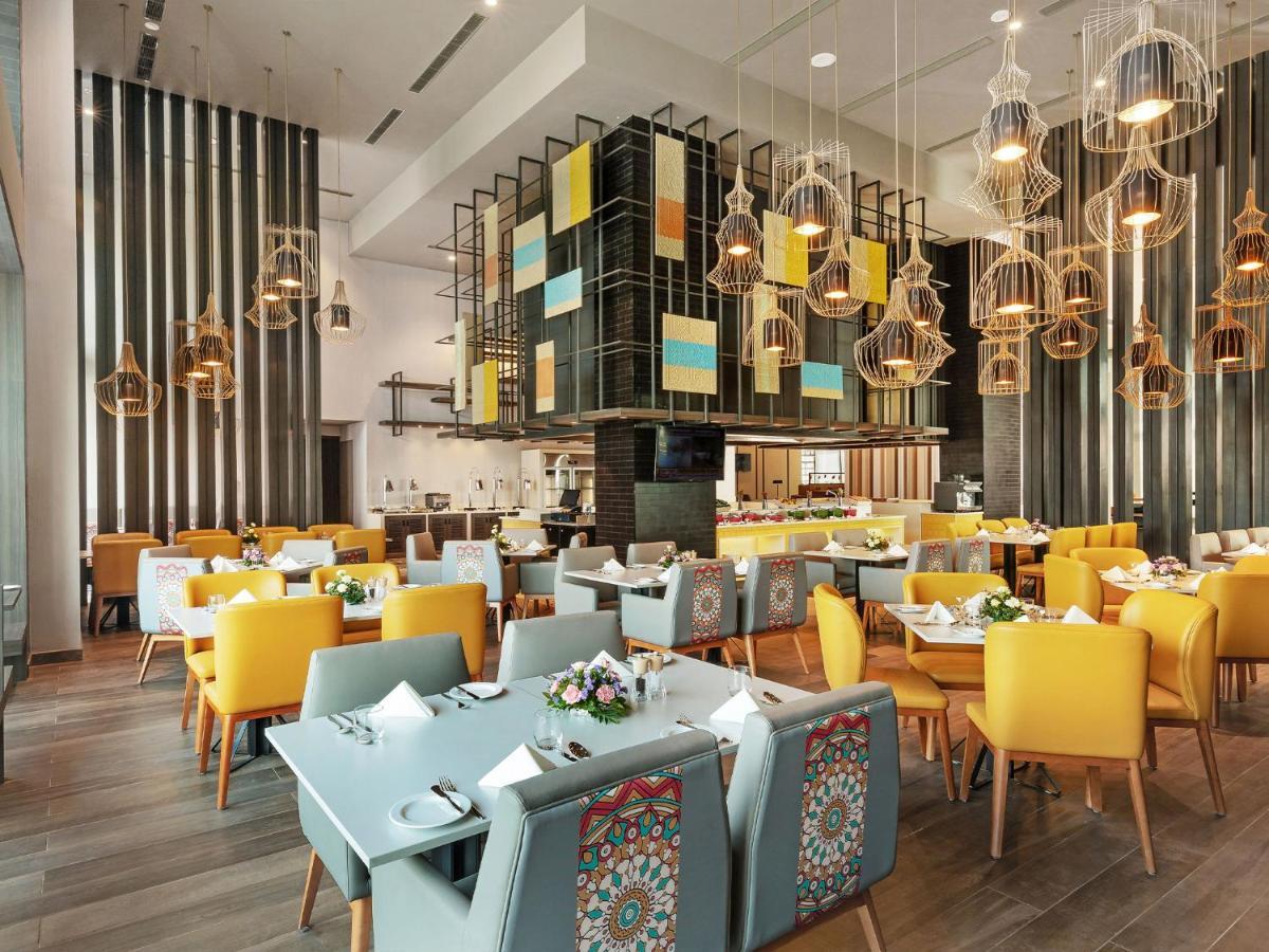 Grand Mercure Ahmedabad Gift City - An Accor Hotels Brand Gandhinagar Esterno foto